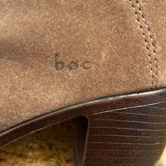 Born b o c botties size 6 medium brown Suede upper worn once - Picture 4 of 9